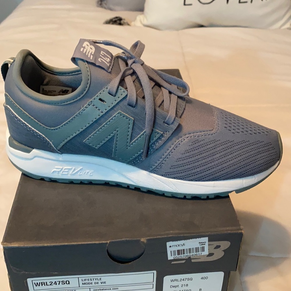New balance shoes